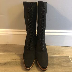 NWT! Aqua Dolly Black Suede Boots Size 8